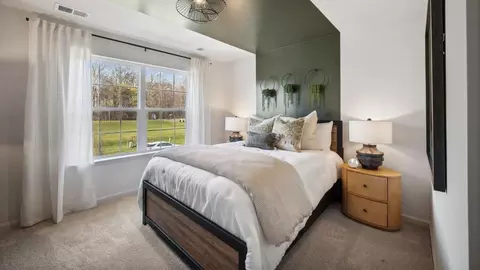 Bedroom - 1566 Bentstalk Dr, Frederick, MD 21703 photo 14 of 16