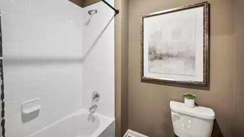 Bath - 1566 Bentstalk Dr, Frederick, MD 21703 photo 6 of 6