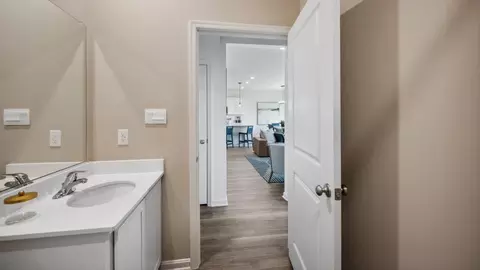 Entry Way - 1566 Bentstalk Dr, Frederick, MD 21703 photo 6 of 10
