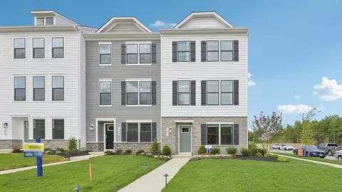 Exterior - 1566 Bentstalk Dr, Frederick, MD 21703 photo 3 of 5