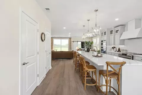 Entry Way - 723 Iron Forge Rd UNIT B, Frederick, MD 21702 photo 3 of 5