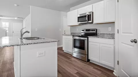 Kitchen - 558 Wilbur Rd, Conway, SC 29527 photo 2 of 6