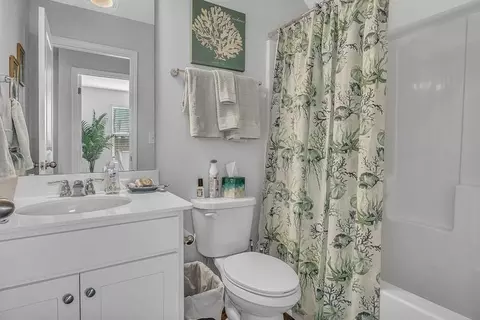 Bath - 558 Wilbur Rd, Conway, SC 29527 photo 2 of 2