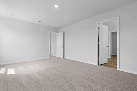 Bedroom - 558 Wilbur Rd, Conway, SC 29527 photo 5 of 15