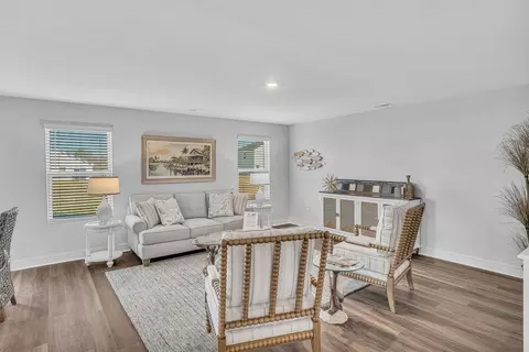 Living - 558 Wilbur Rd, Conway, SC 29527 photo 7 of 7