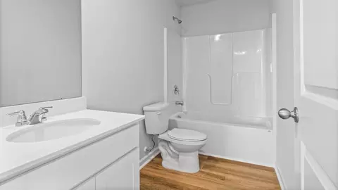 Bath - 558 Wilbur Rd, Conway, SC 29527 photo 1 of 2