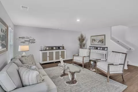 Living - 558 Wilbur Rd, Conway, SC 29527 photo 6 of 7