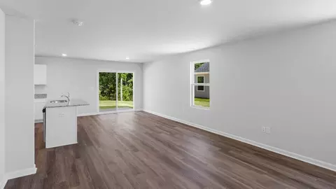 Living - 558 Wilbur Rd, Conway, SC 29527 photo 1 of 7