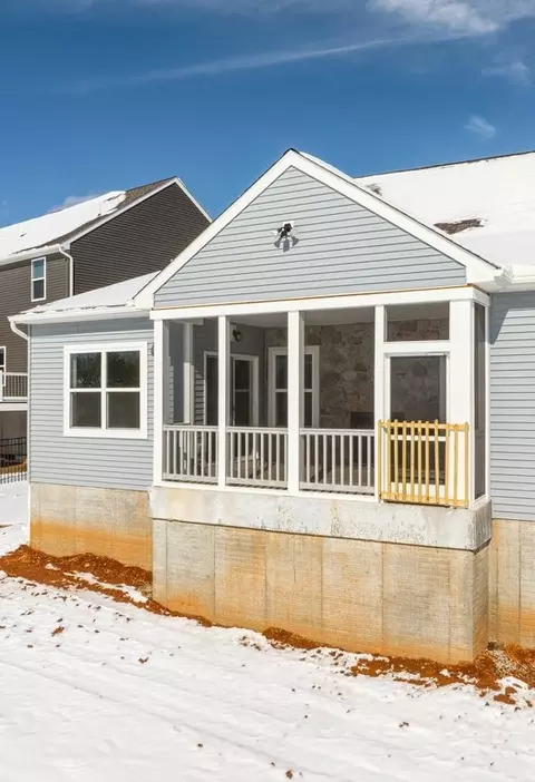 Exterior - 427 Hook Rd, Westminster, MD 21157 photo 9 of 13