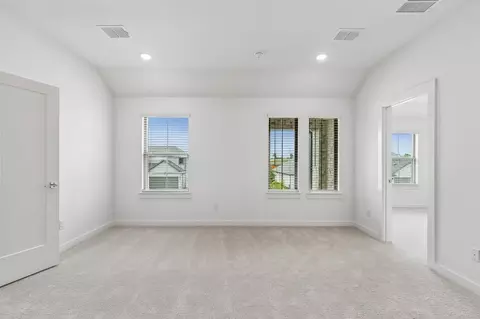 Bedroom - 804 Rockcloud Dr, Haslet, TX 76052 photo 13 of 25
