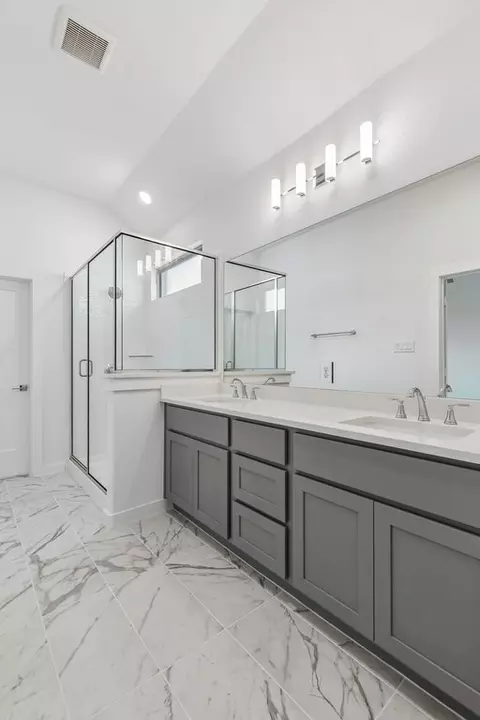 Bath - 804 Rockcloud Dr, Haslet, TX 76052 photo 6 of 14
