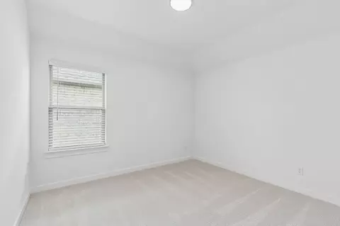Bedroom - 804 Rockcloud Dr, Haslet, TX 76052 photo 16 of 25