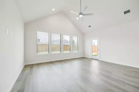 Living - 804 Rockcloud Dr, Haslet, TX 76052 photo 2 of 13