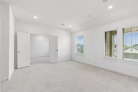Bedroom - 804 Rockcloud Dr, Haslet, TX 76052 photo 12 of 25