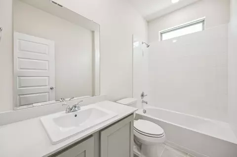 Bath - 804 Rockcloud Dr, Haslet, TX 76052 photo 3 of 14