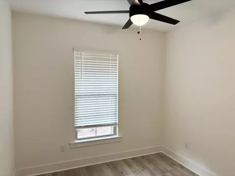 Bedroom - 2701 Louis Cir, Crestview, FL 32536 photo 2 of 3