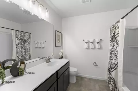 Bath - 1 Hazel Ct, Wright City, MO 63390 photo 14 of 25
