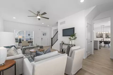 Entry Way - 1 Hazel Ct, Wright City, MO 63390 photo 11 of 12