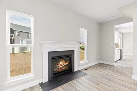 Living - 1 Hazel Ct, Wright City, MO 63390 photo 9 of 15