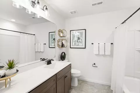 Bath - 1 Hazel Ct, Wright City, MO 63390 photo 11 of 25