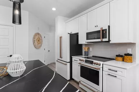 Kitchen - 1 Hazel Ct, Wright City, MO 63390 photo 6 of 36