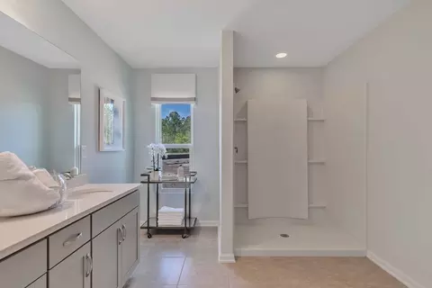 Bath - 14184 Epply Dr, Jacksonville, FL 32218 photo 1 of 3
