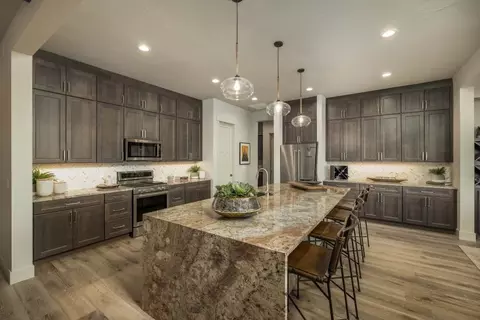 Kitchen - 805 Halfpipe St, Belgrade, MT 59714 photo 5 of 5