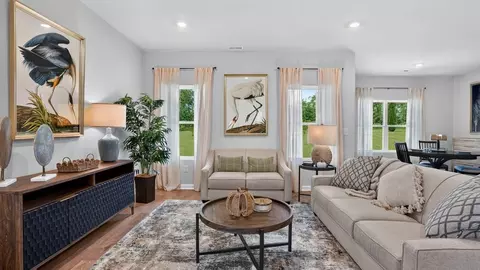 Living - 1048 John Ave, Trinity, AL 35673 photo 2 of 3