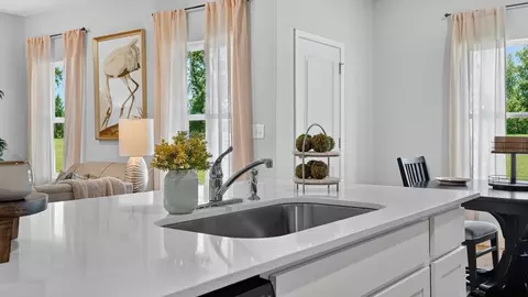Kitchen - 1048 John Ave, Trinity, AL 35673 photo 4 of 5