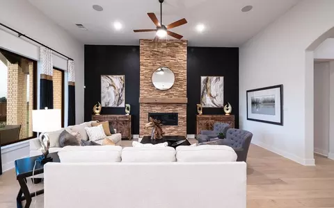 Living - 2013 Trophy Dr, Heath, TX 75126 photo 1 of 10