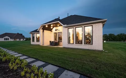 Exterior - 2013 Trophy Dr, Heath, TX 75126 photo 9 of 15