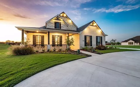 Exterior - 2013 Trophy Dr, Heath, TX 75126 photo 10 of 15