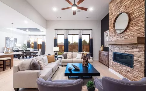 Living - 2013 Trophy Dr, Heath, TX 75126 photo 2 of 10