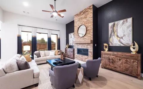 Living - 2013 Trophy Dr, Heath, TX 75126 photo 3 of 10