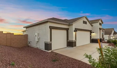 Exterior - 1128 S Grantham Dr, Vail, AZ 85641 photo 2 of 10