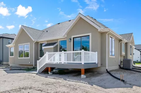 Exterior - 11629 Engelmann Dr, Draper, UT 84020 photo 6 of 7
