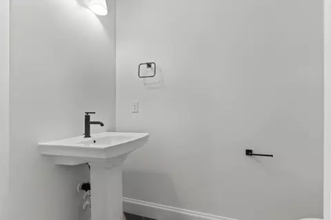 Bath - 11629 Engelmann Dr, Draper, UT 84020 photo 3 of 5