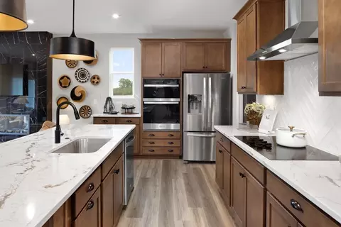 Kitchen - 2502 Bartram Ln, Harrison, OH 45030 photo 2 of 4