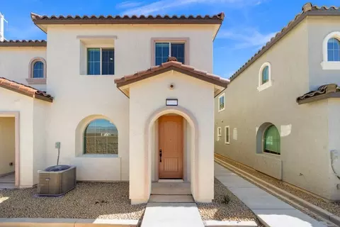 10693 Tibbetts Ave, Las Vegas, NV 89166
