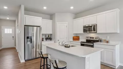 Kitchen - 1312 NE 60th St, Ankeny, IA 50021 photo 1 of 8