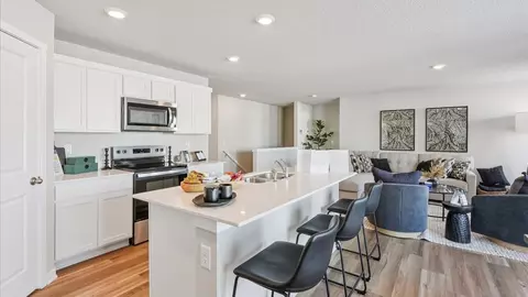 Kitchen - 1312 NE 60th St, Ankeny, IA 50021 photo 5 of 8
