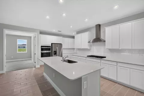 Kitchen - 9017 Sundance Ter, Parrish, FL 34219 photo 1 of 2