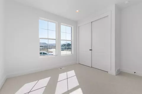 Bedroom - 11629 Engelmann Dr, Draper, UT 84020 photo 1 of 8