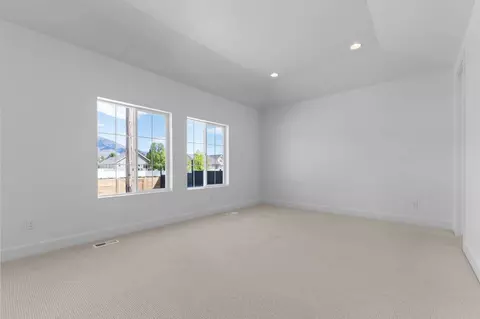 Bedroom - 11629 Engelmann Dr, Draper, UT 84020 photo 4 of 7
