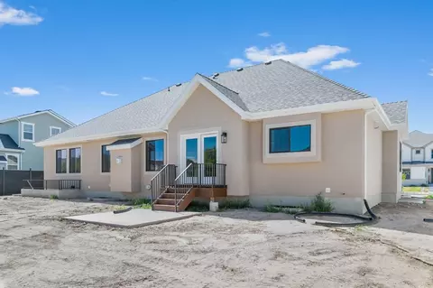 Exterior - 11629 Engelmann Dr, Draper, UT 84020 photo 4 of 6