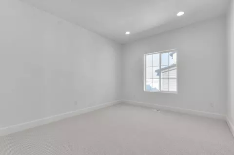 Bedroom - 11629 Engelmann Dr, Draper, UT 84020 photo 6 of 8