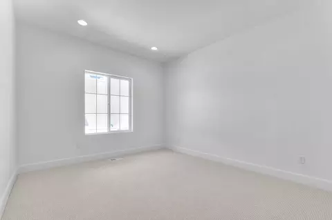 Bedroom - 11629 Engelmann Dr, Draper, UT 84020 photo 6 of 7
