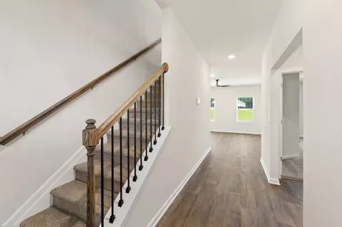 Entry Way - 121 Shenandoah Ln, Lagrange, GA 30241 photo 1 of 1