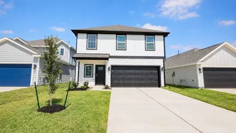 Exterior - 2352 Nooksack Dr, Conroe, TX 77384 photo 2 of 4