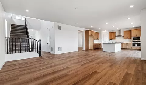 Living - 25010 E 42nd Ave, Aurora, CO 80019 photo 2 of 5